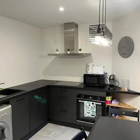 Le Charme Citadin 55 M² Avec Exterieur Semesterbostad Valenciennes