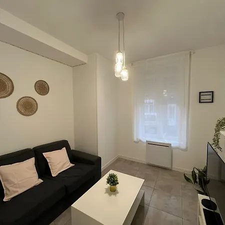 Semesterbostad Le Charme Citadin 55 M² Avec Exterieur Valenciennes