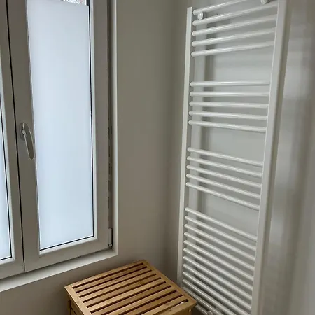 Le Charme Citadin 55 M² Avec Exterieur Semesterbostad Valenciennes